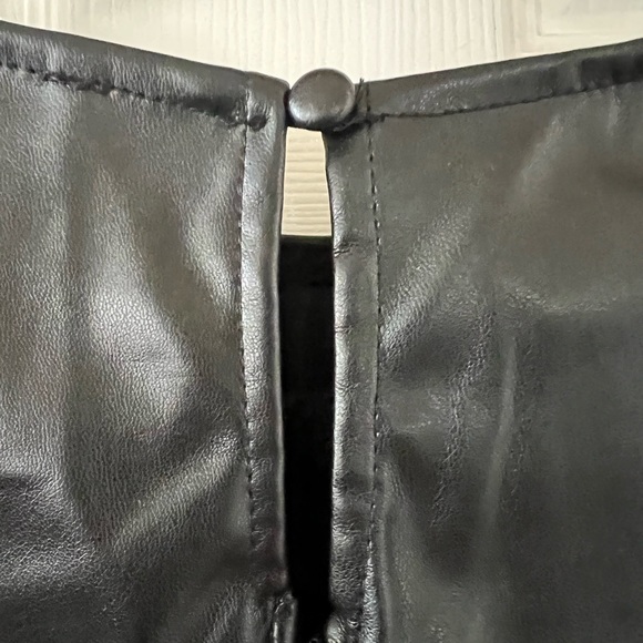 🔥🔥🔥Forever 21 Faux Leather Cutout Mini Dress SOLD OUT ONLINE - Picture 7 of 9